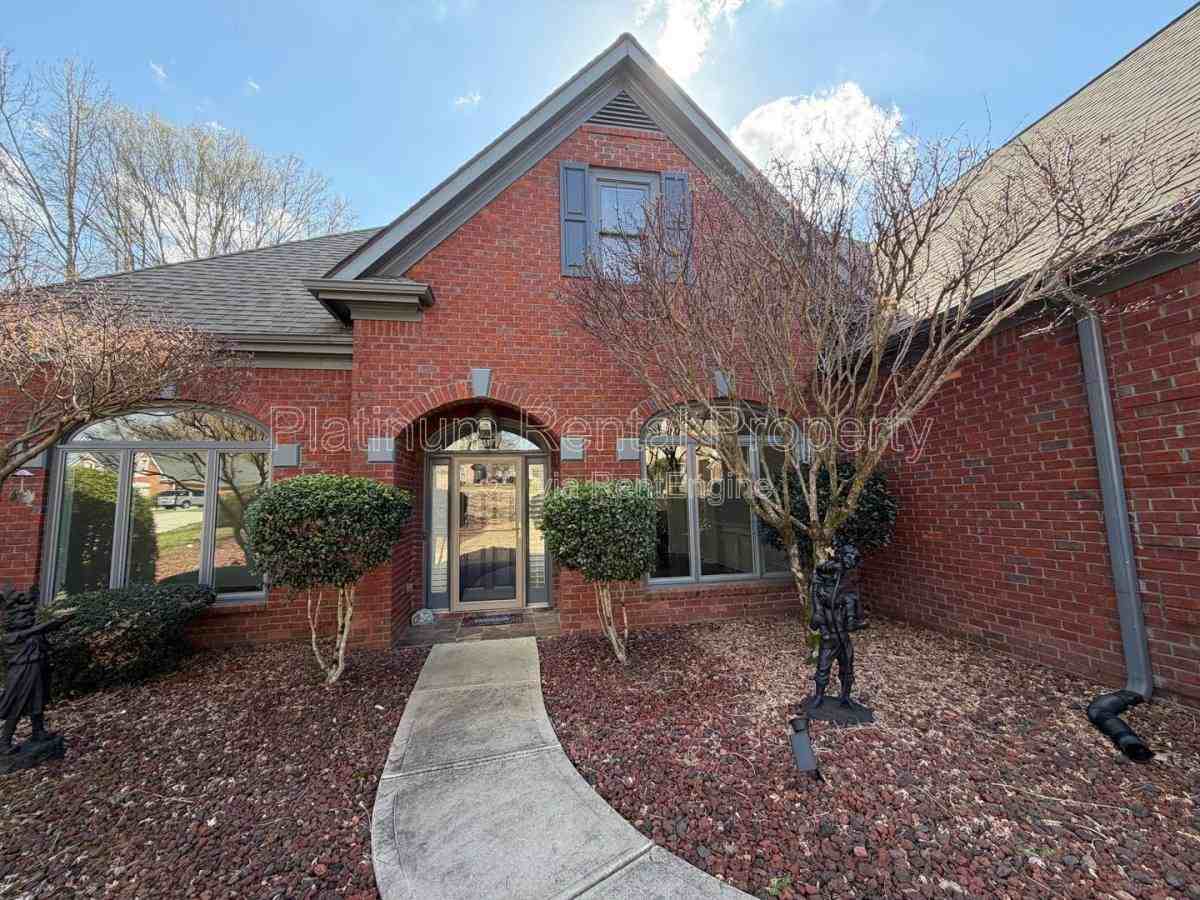 7020 Grassmoor Grange Way - Photo 2 of 7