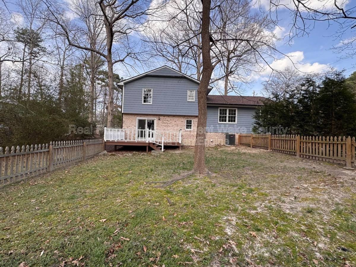 7001 Norton Ln - Photo 2 of 7