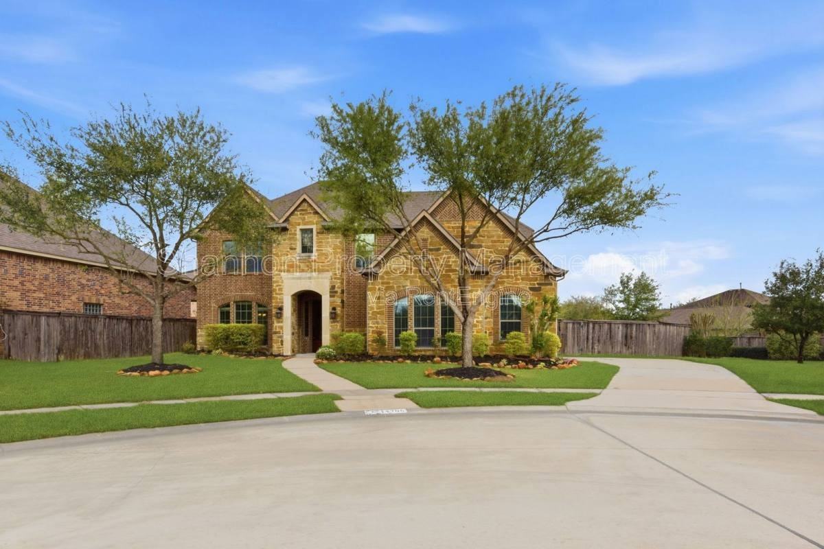 14706 Ashley Creek Ct - Photo 2 of 5