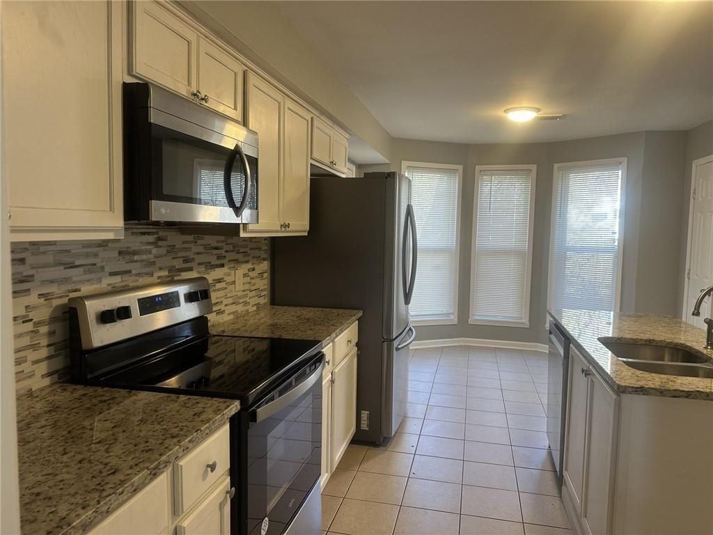 505 Oxford Crest Ct - Photo 3 of 11