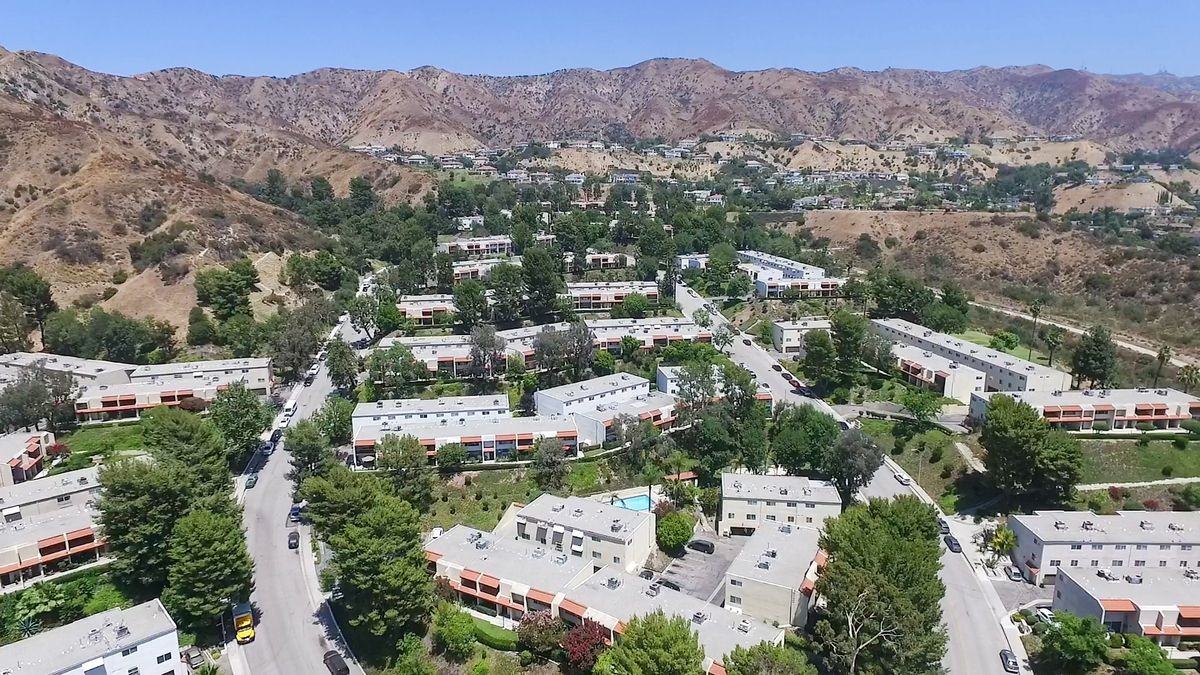 7727 Vía Capri - Photo 3 of 31