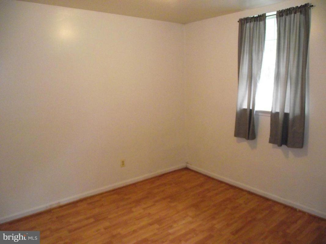 8502 Kernon Ct - Photo 5 of 6