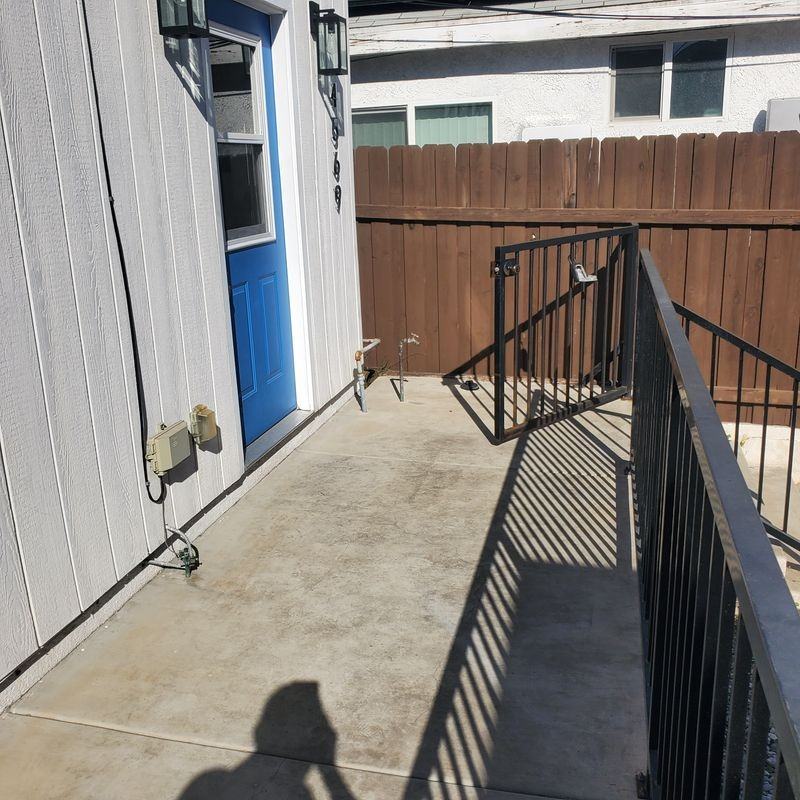 4569 Catalpa St - Photo 6 of 15