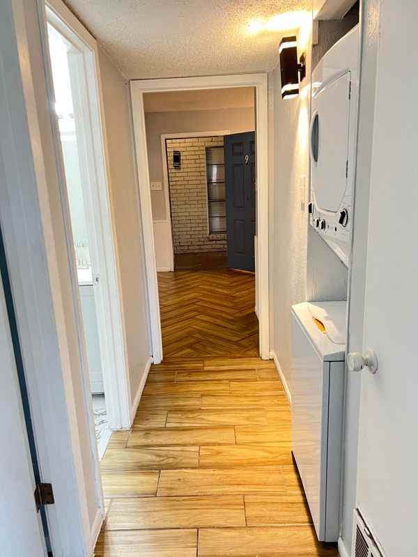 1901 N 10th St - Photo 6 of 9