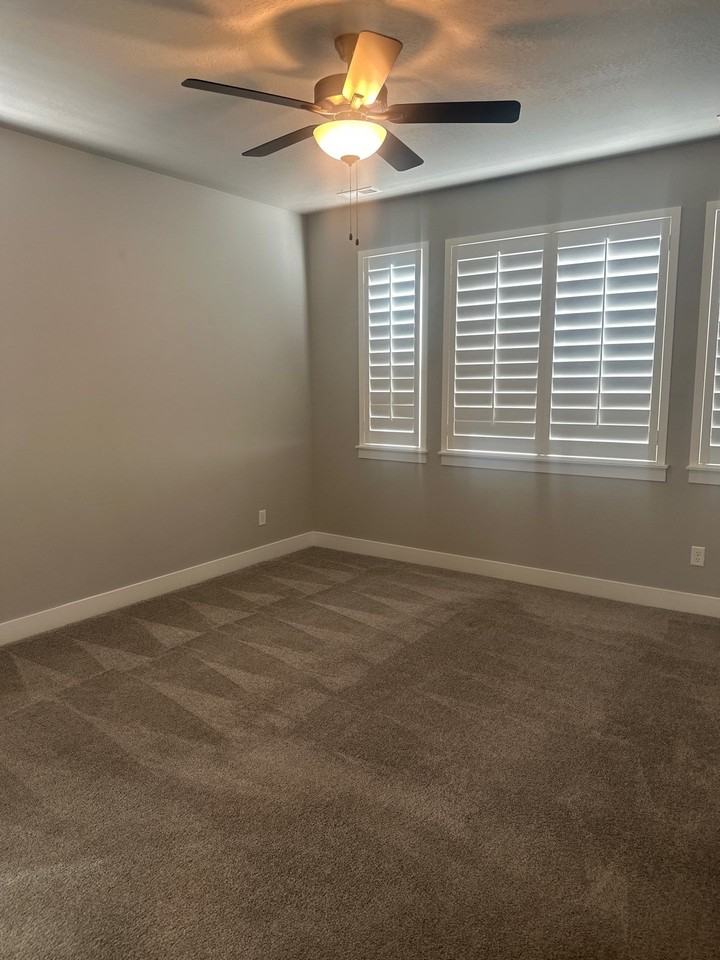 1834 Sw - Photo 3 of 12