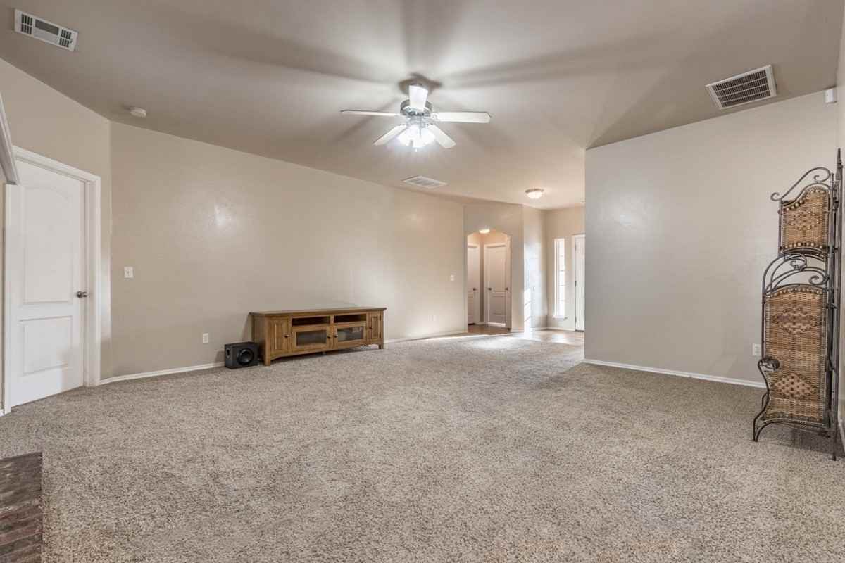 1028 Mollie Rausch Ln #14983837 - Photo 5 of 11