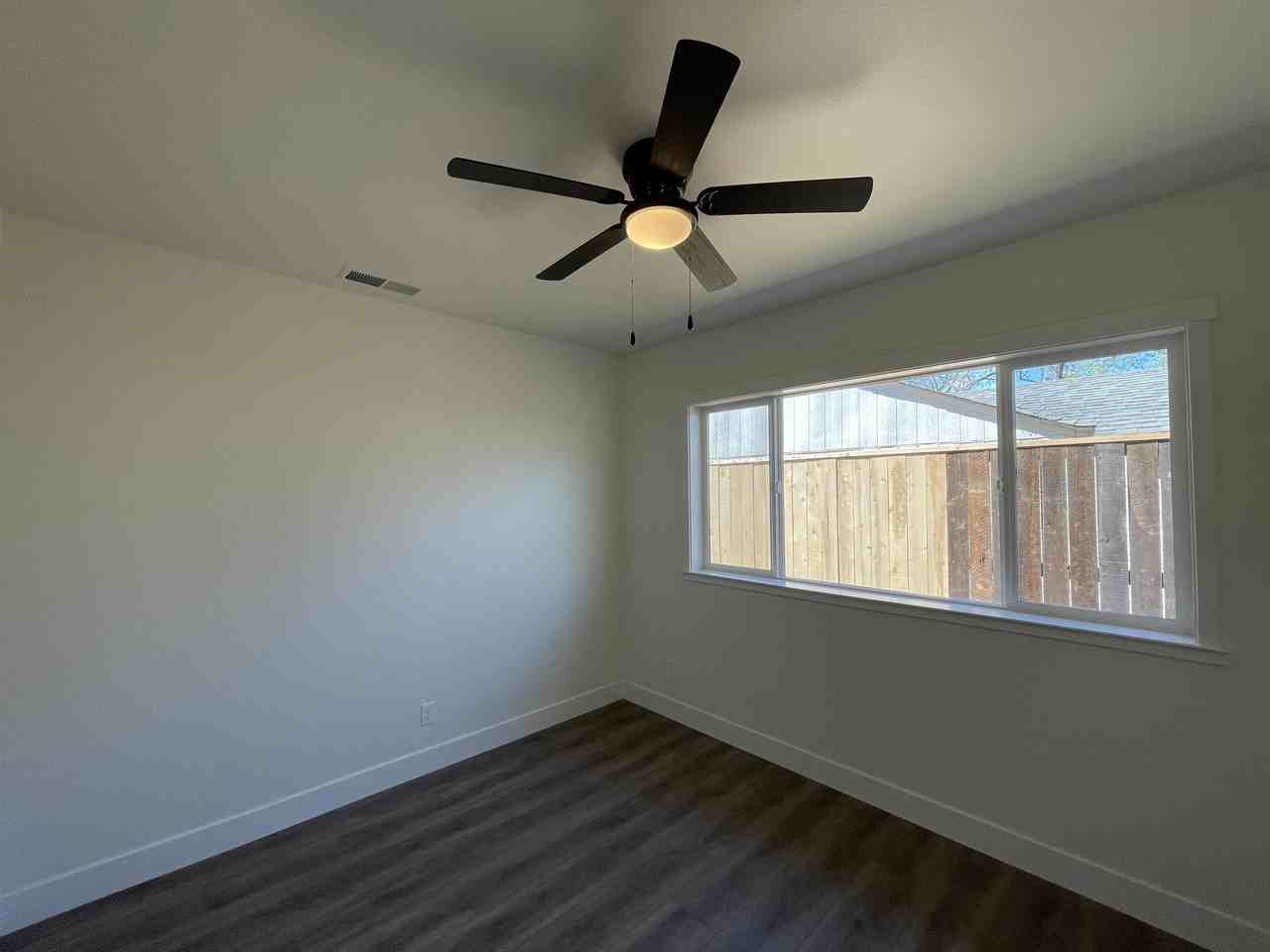 266 E 6th Ave #1 - Photo 7 of 12