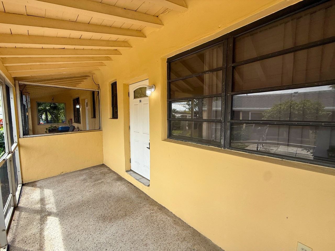 1824 Taft St #14 - Photo 3 of 17