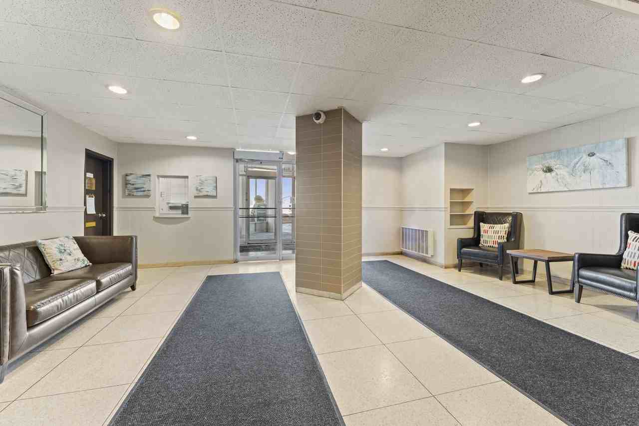 Seaway Townhomes - Photo 5 of 23