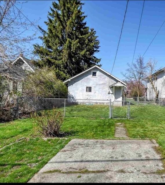 728 E Ermina Ave - Photo 5 of 10