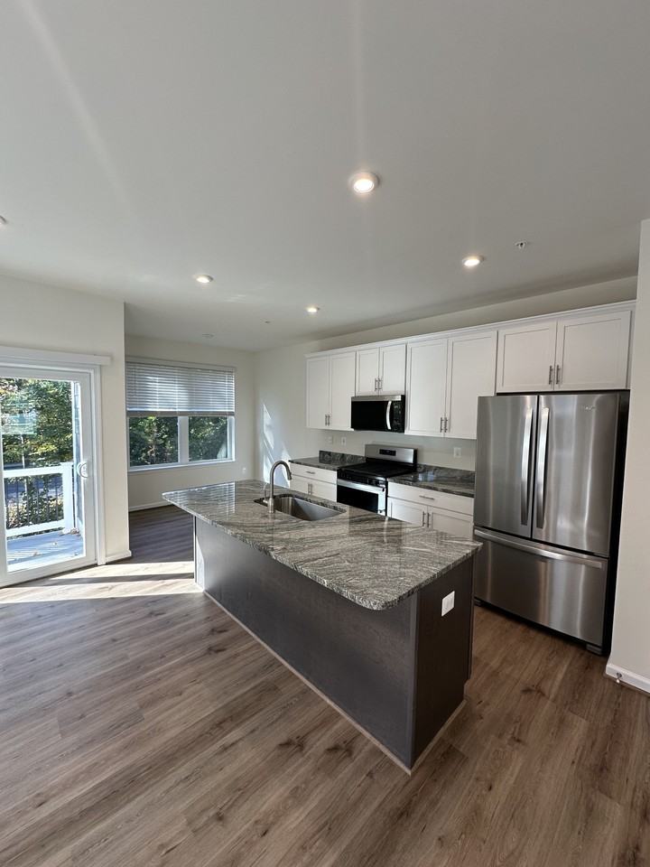 1113 Thomas Trl - Photo 6 of 16