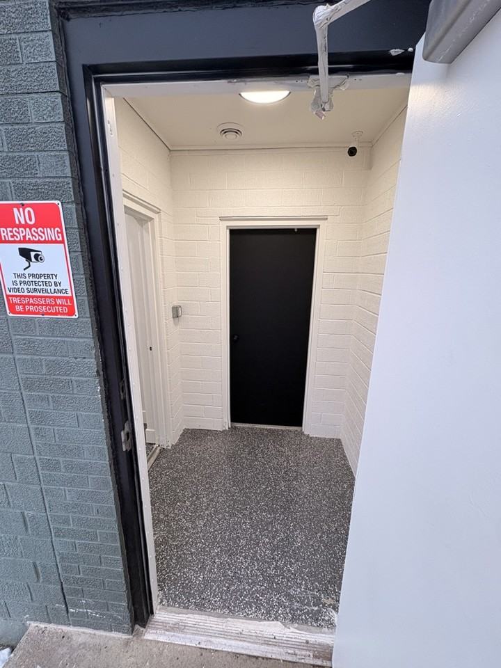 2011 Hull Ave - Photo 2 of 13