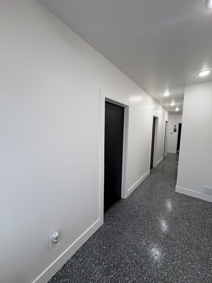 2011 Hull Ave - Photo 4 of 13