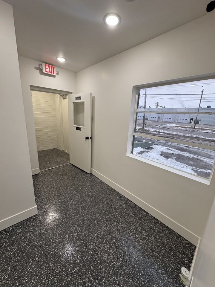 2011 Hull Ave - Photo 5 of 13