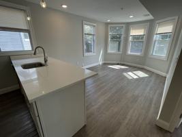 featured image of 16 Trenton St