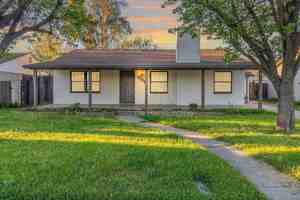 featured image of 1749 Christina Ave