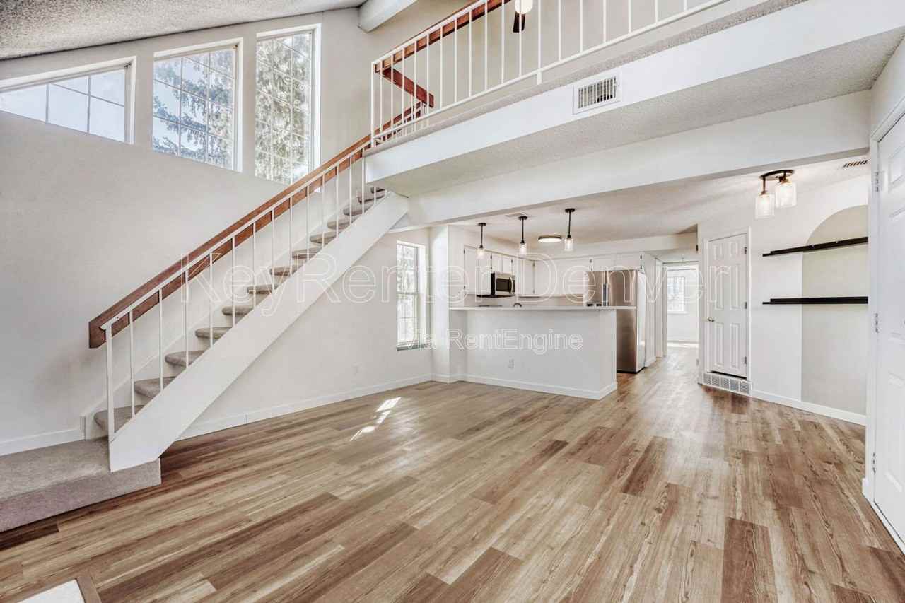 13704 E Lehigh Ave #B - Photo 3 of 18