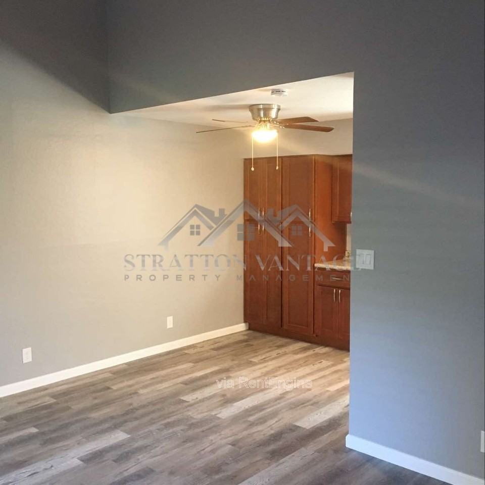 852 N Stapley Dr - Photo 7 of 7