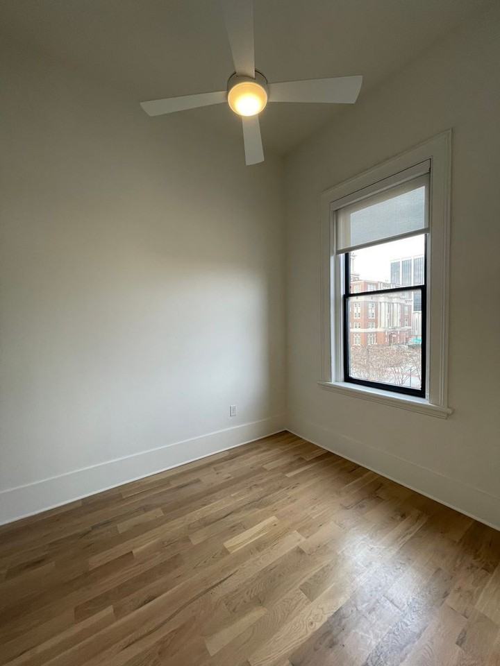 582 Mulberry St #304 - Photo 4 of 26