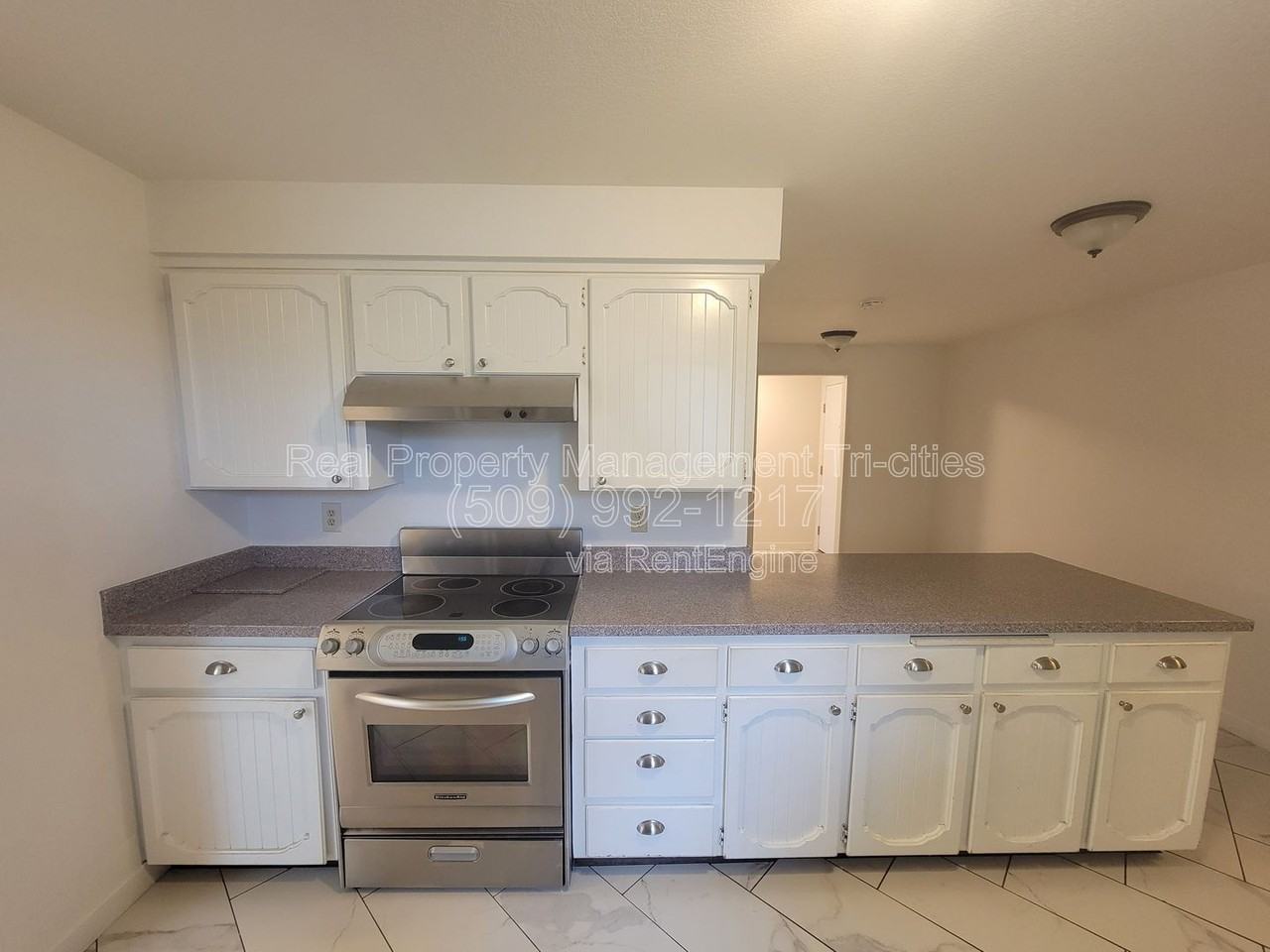 3704 S Vancouver St - Photo 5 of 20