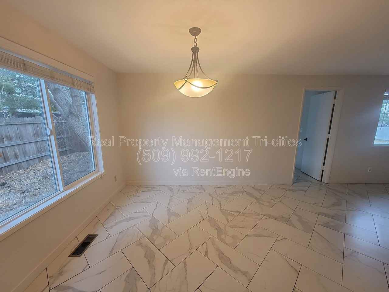 3704 S Vancouver St - Photo 7 of 20