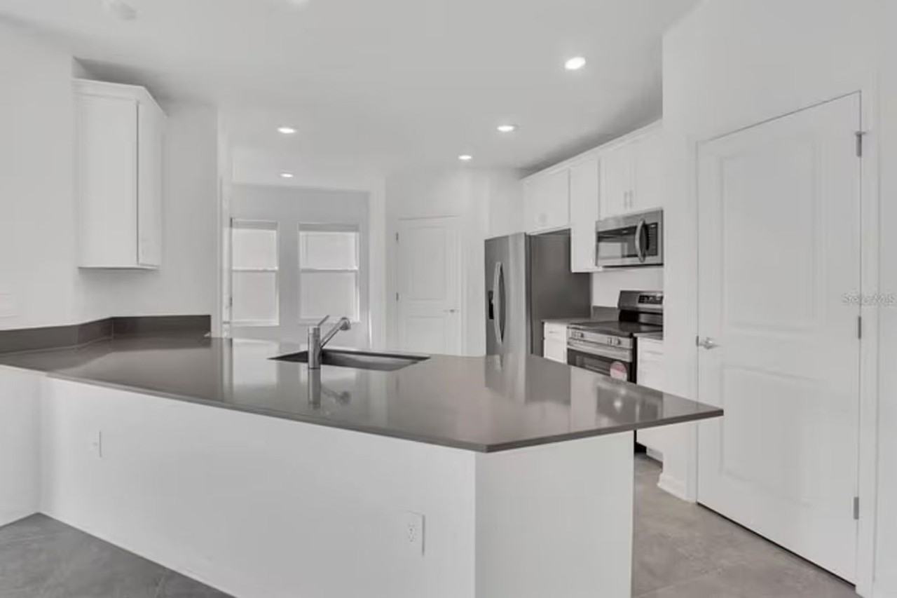 2649 Armstrong Ave #A - Photo 6 of 24