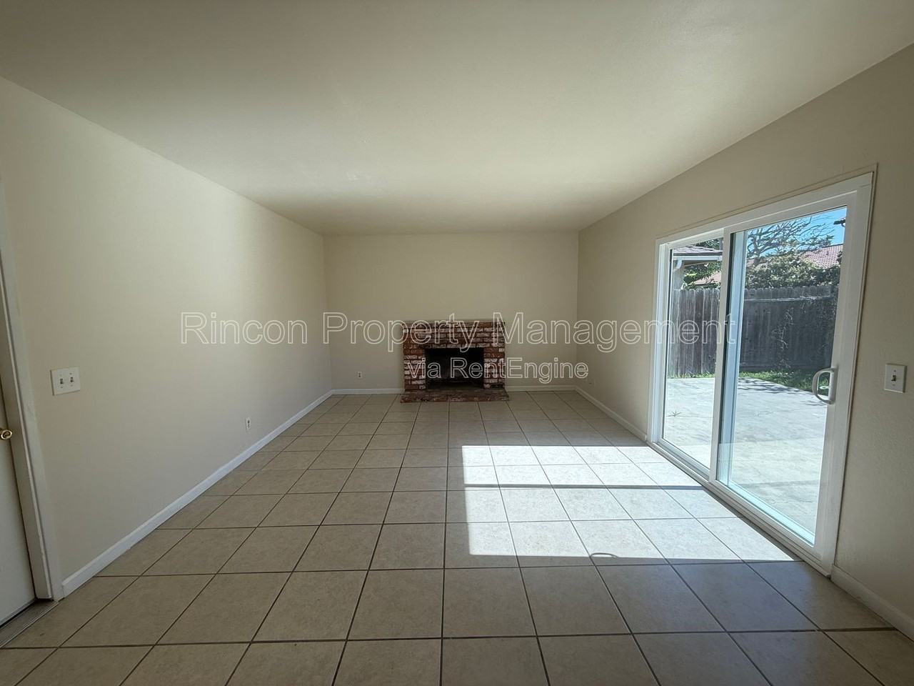 3260 Taffrail Ln - Photo 7 of 25