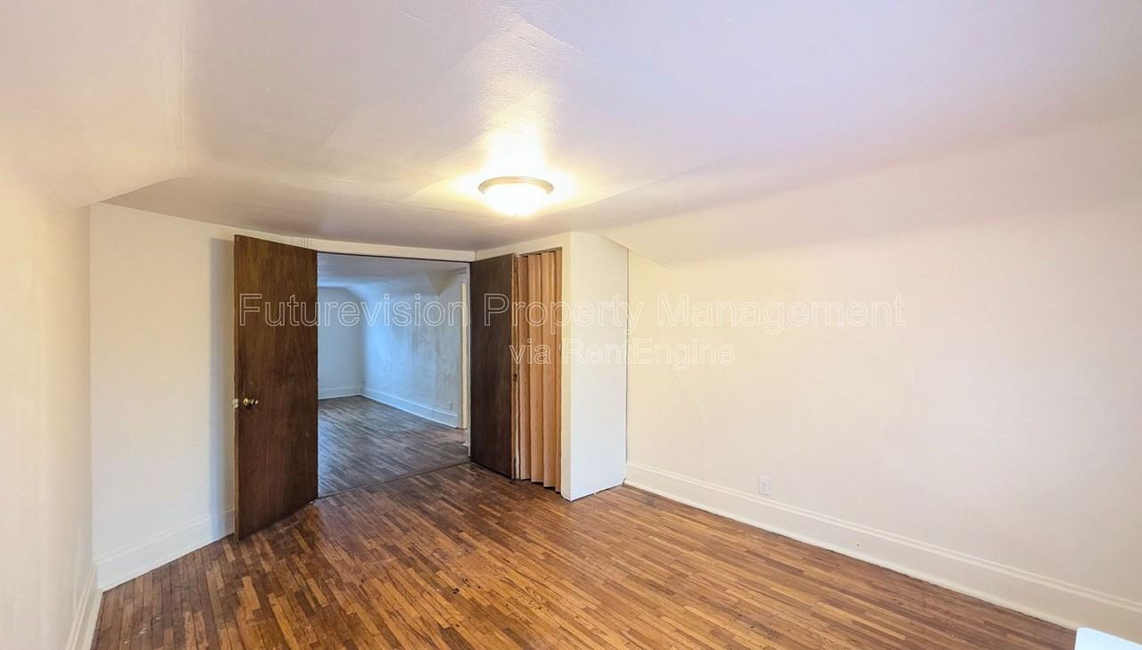 340 Marble St #2 - Photo 7 of 10