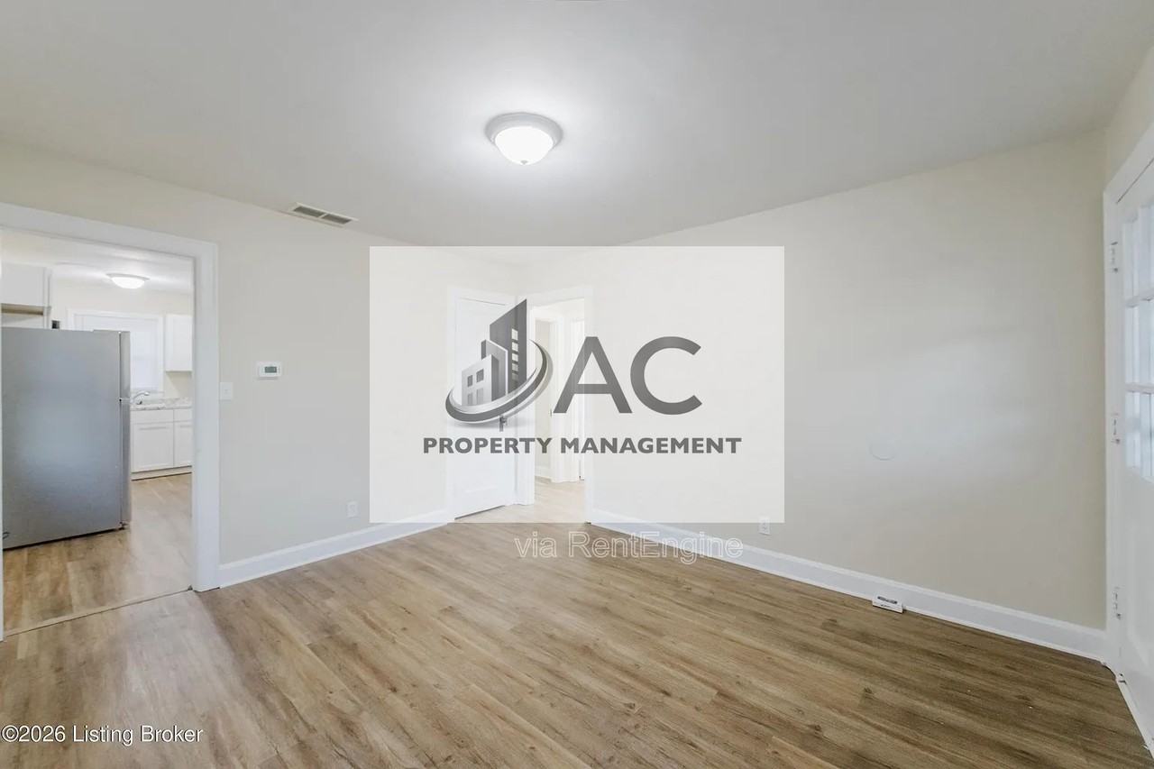 4405 S 2nd St - Photo 5 of 50