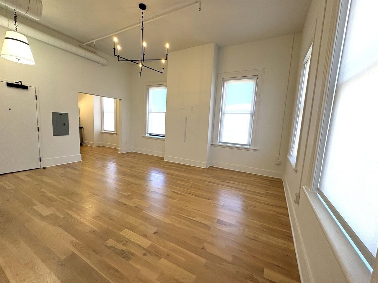 582 Mulberry St #302 - Photo 4 of 28