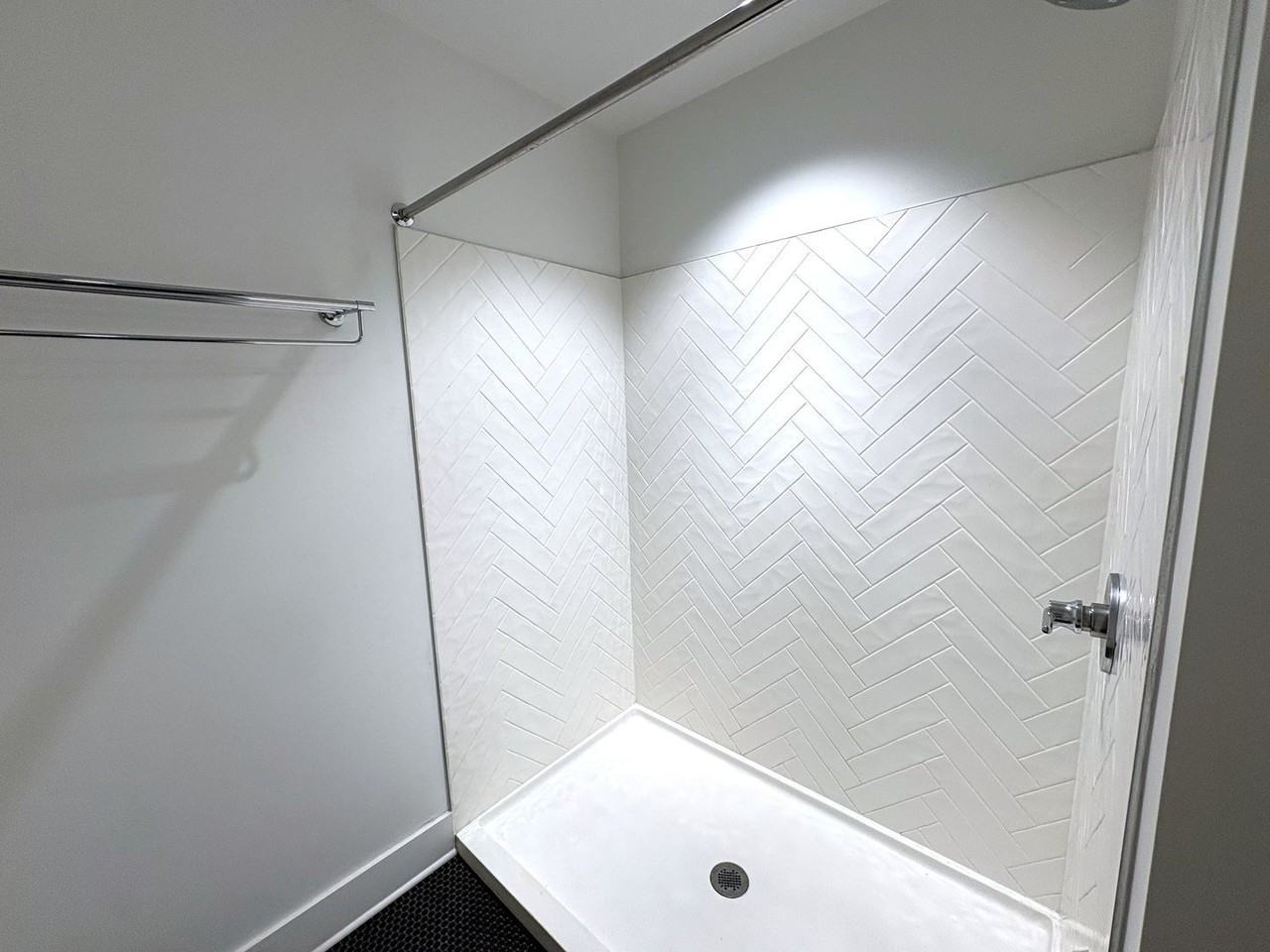 582 Mulberry St #302 - Photo 7 of 28