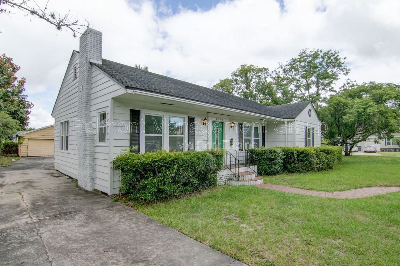 1313 Buckingham Rd - Photo 2 of 26