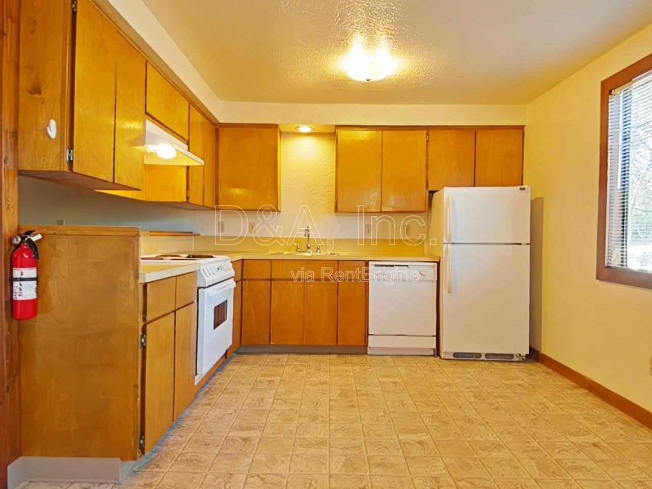 2451 Nw Coolidge Way #1 - Photo 3 of 7