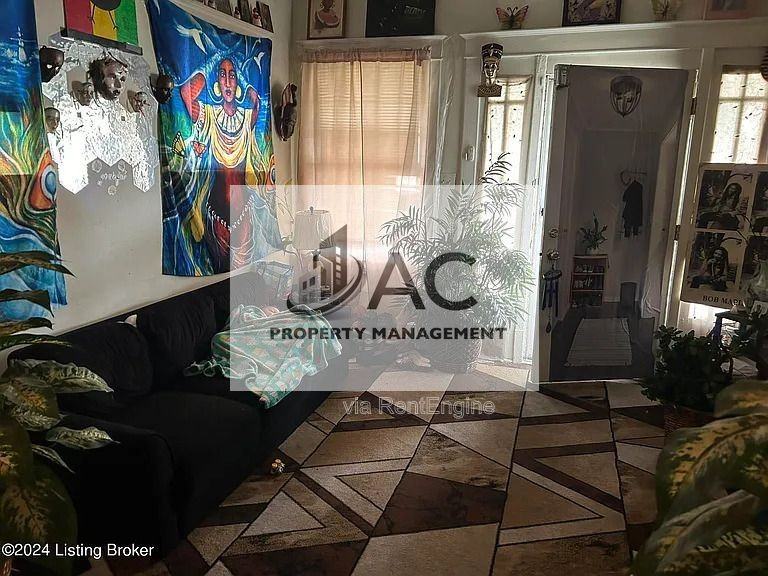 1212 Queen Ave - Photo 3 of 24