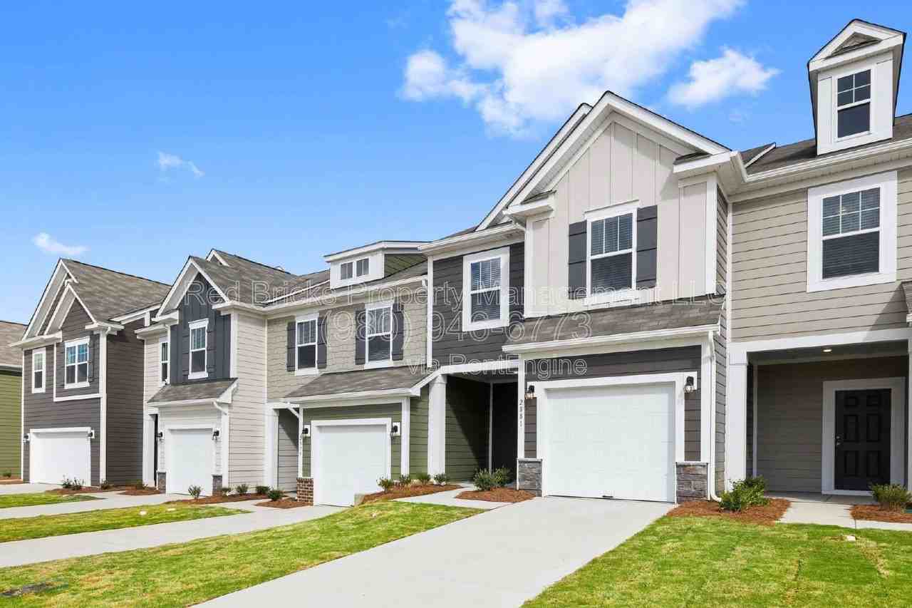 2881 Yeager Dr - Photo 2 of 23