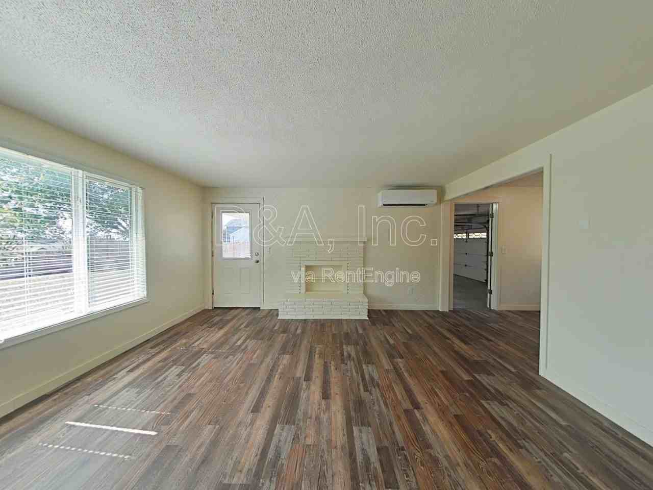 3756 Nw 26th Ave - Photo 2 of 12