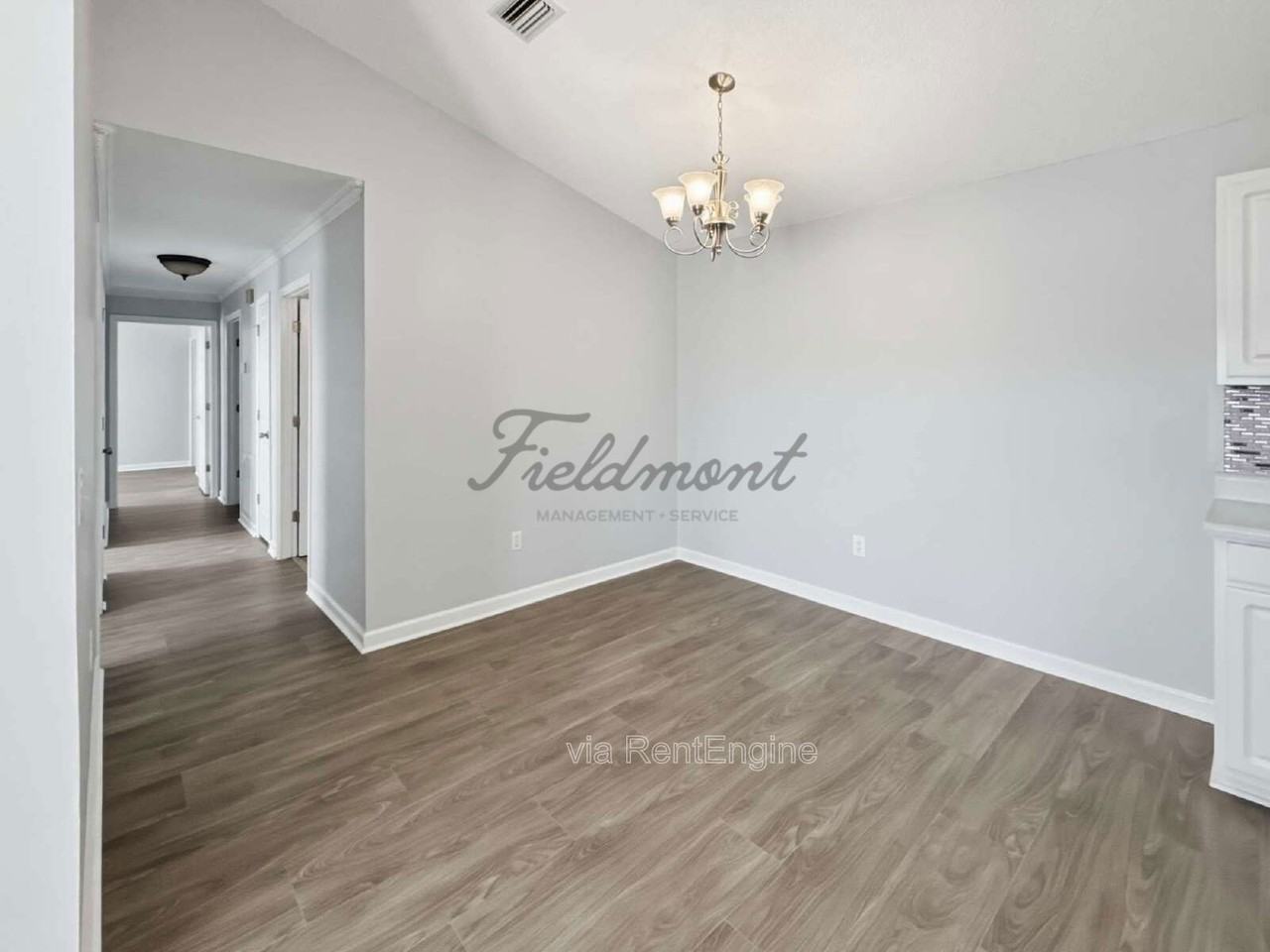 107 Pelham Square Way - Photo 6 of 24