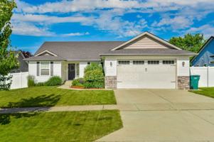 featured image of 10231 N Zenith St