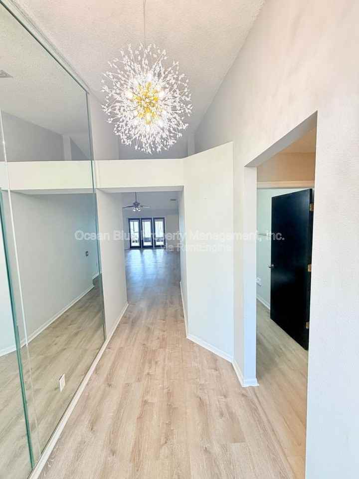 12410 Early Run Ln - Photo 3 of 27