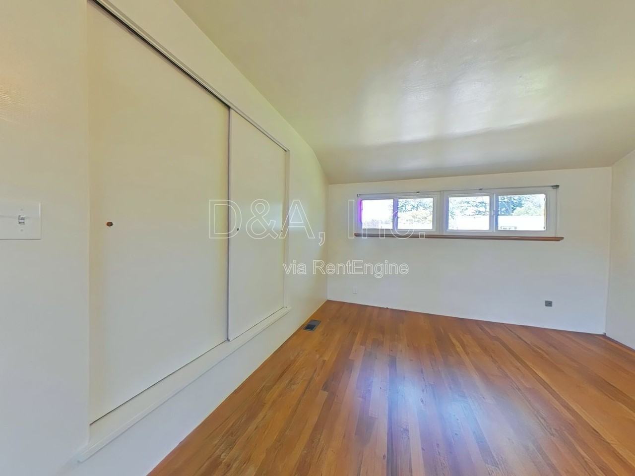 3666 Nw Van Buren Ave - Photo 5 of 12