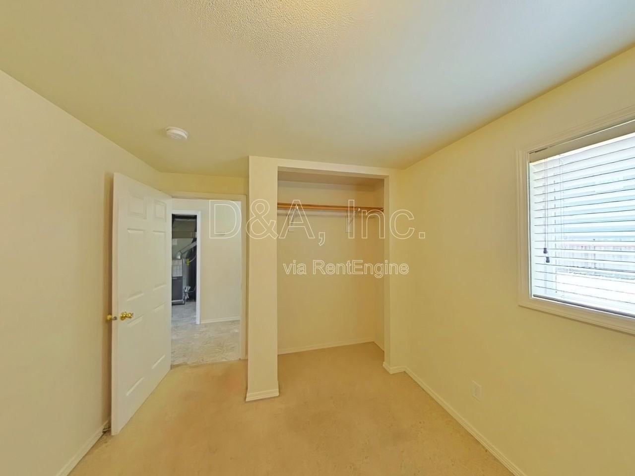 2840 Sw Morris Ave - Photo 6 of 12