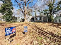 1435 Lynford Dr Sw - Photo 1 of 1