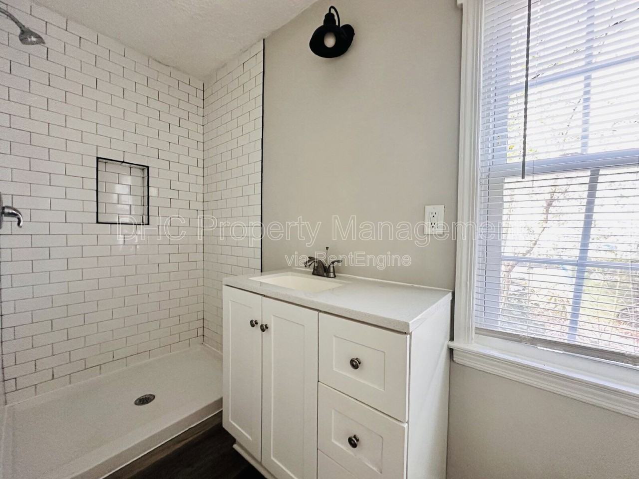 1435 Lynford Dr Sw - Photo 6 of 12