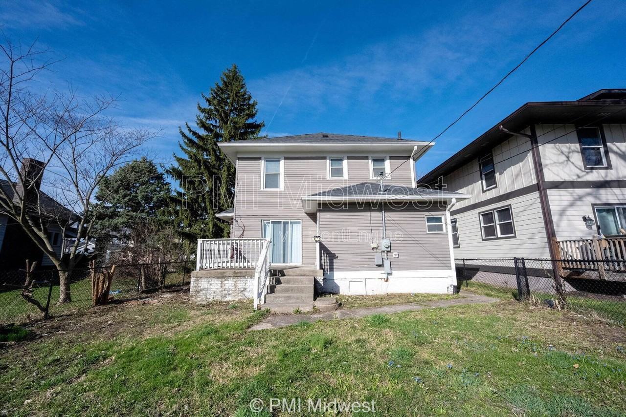 3117 N Park Ave - Photo 4 of 30