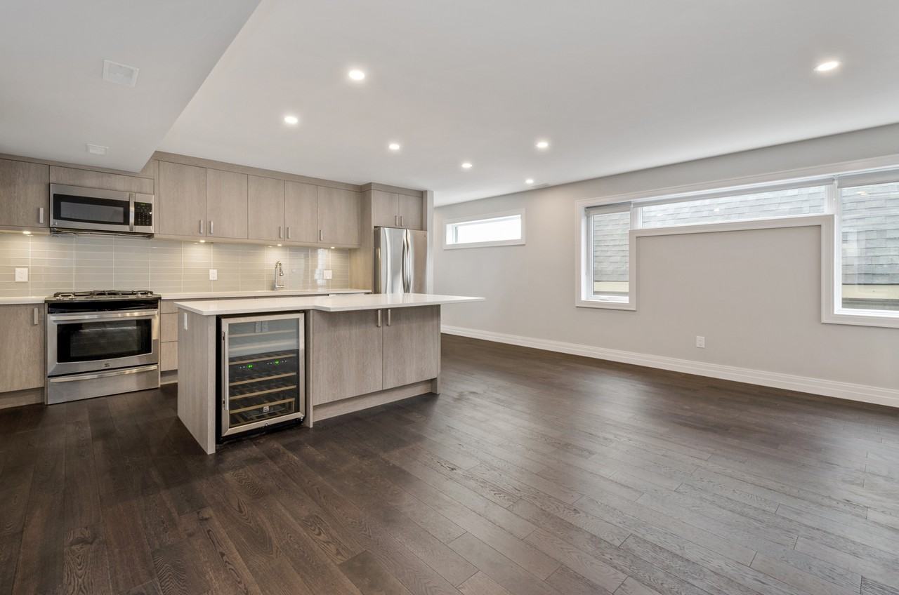 136 Willow - Unit 2 - Photo 2 of 17