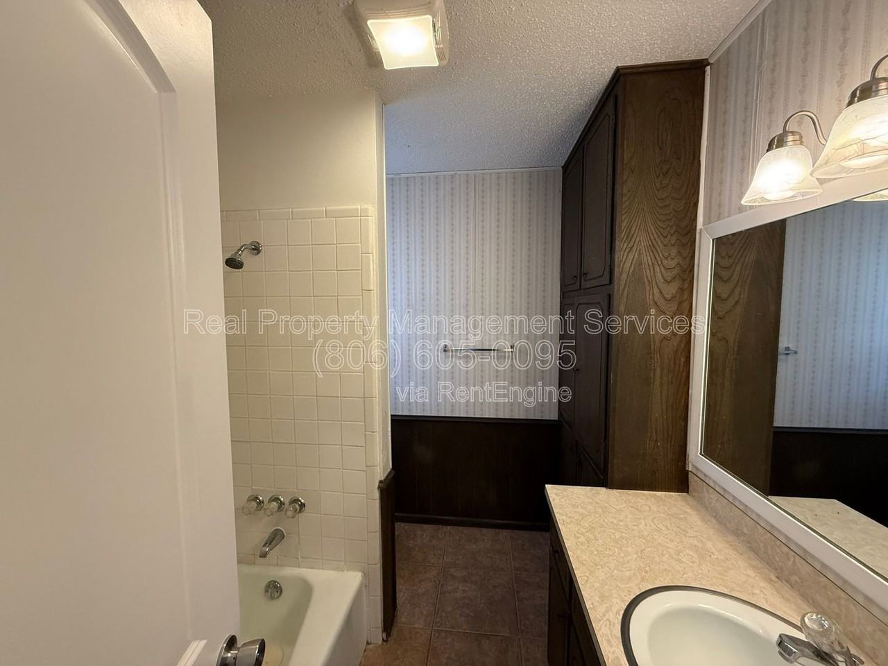 5201 16th St - Photo 6 of 11