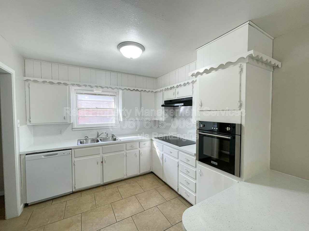 5424 6th St - Photo 4 of 11