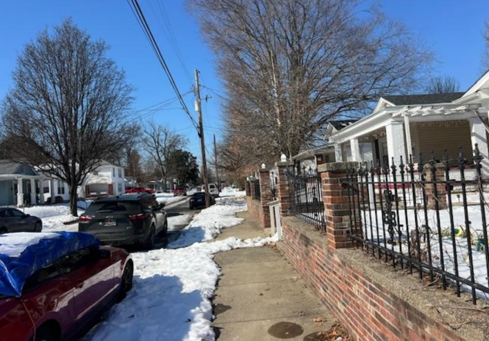 1317 Oakwood Ave - Photo 3 of 13