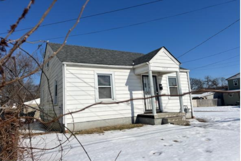 1317 Oakwood Ave - Photo 4 of 13