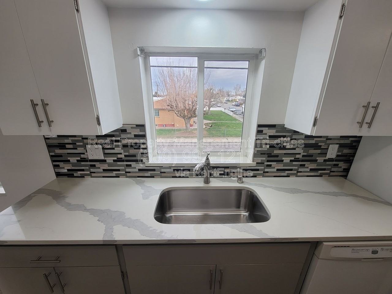 1817 W Cartmell St #211 - Photo 7 of 13